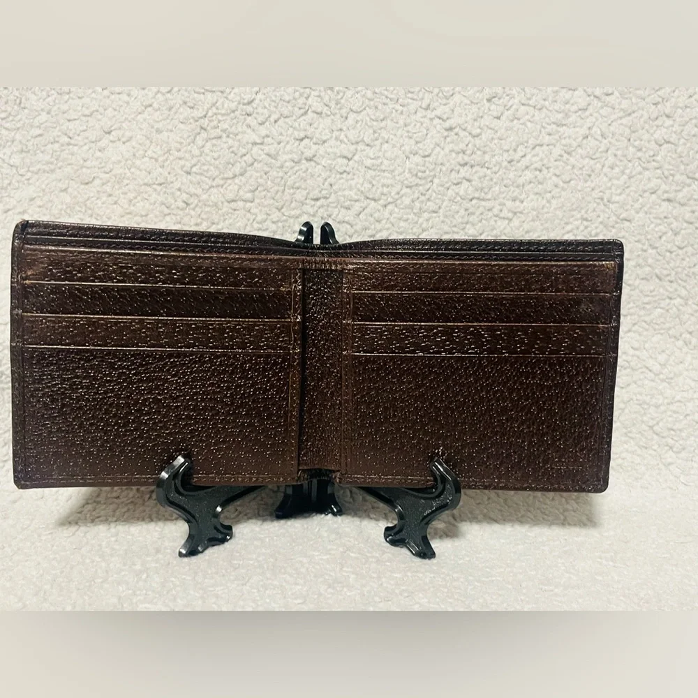 Gucci Canvas Monogram Bifold Wallet - Picture 4 of 12